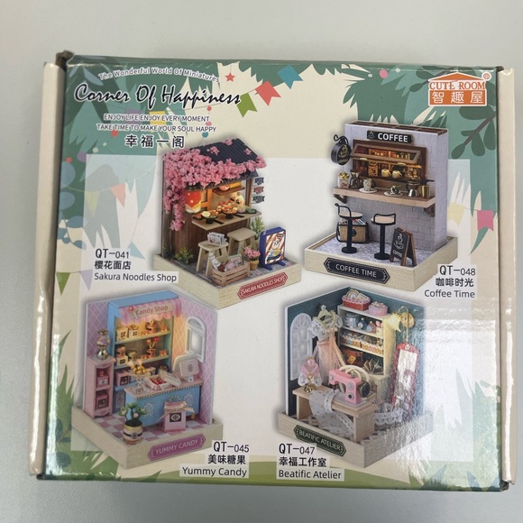 Miniature Coffee Shop Model Kit - Picture 14 of 14